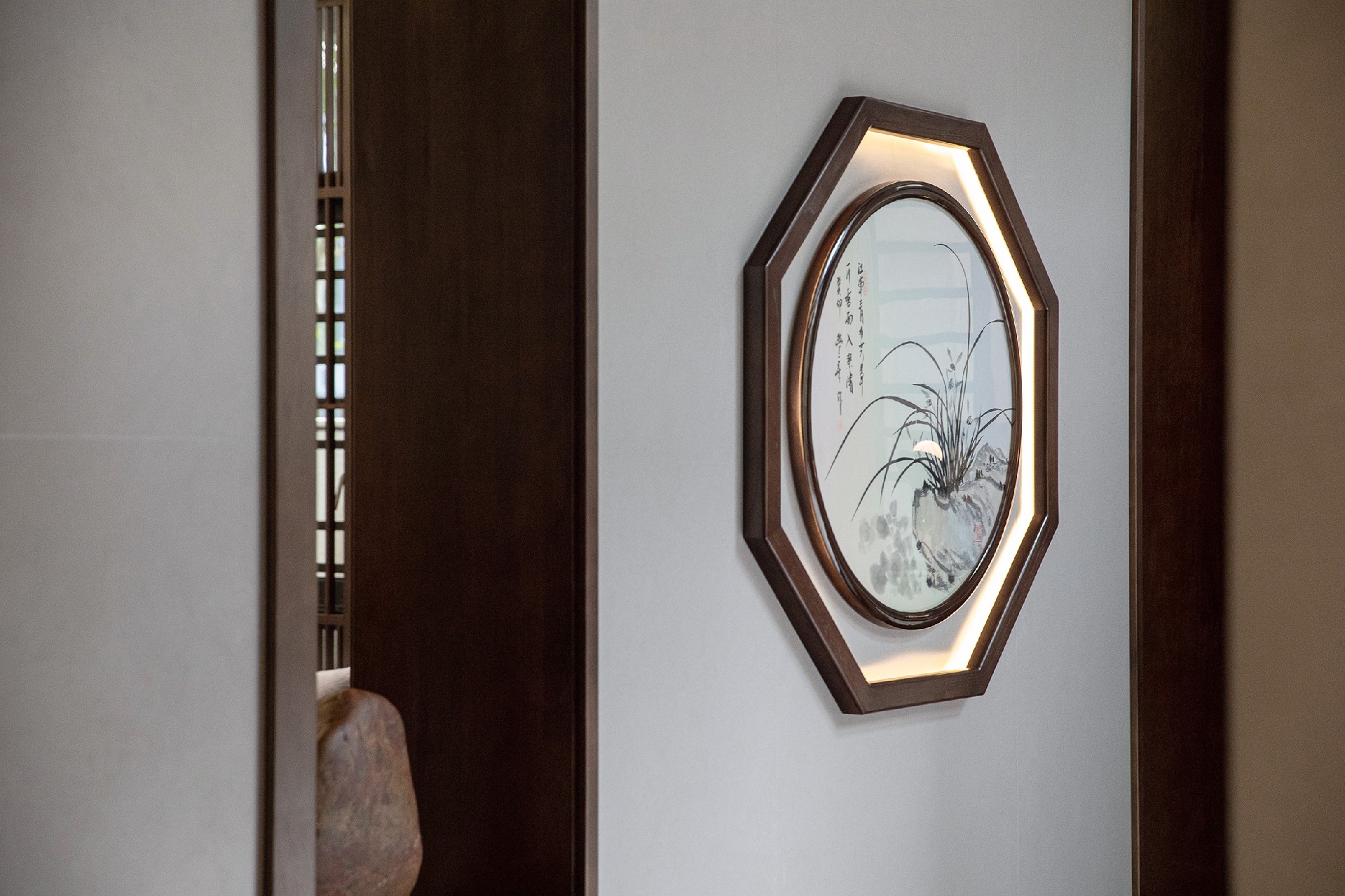 東家·設計案例|現代東方居所1 ：1交付，木與木的兼容呈現全屋定制的多樣性